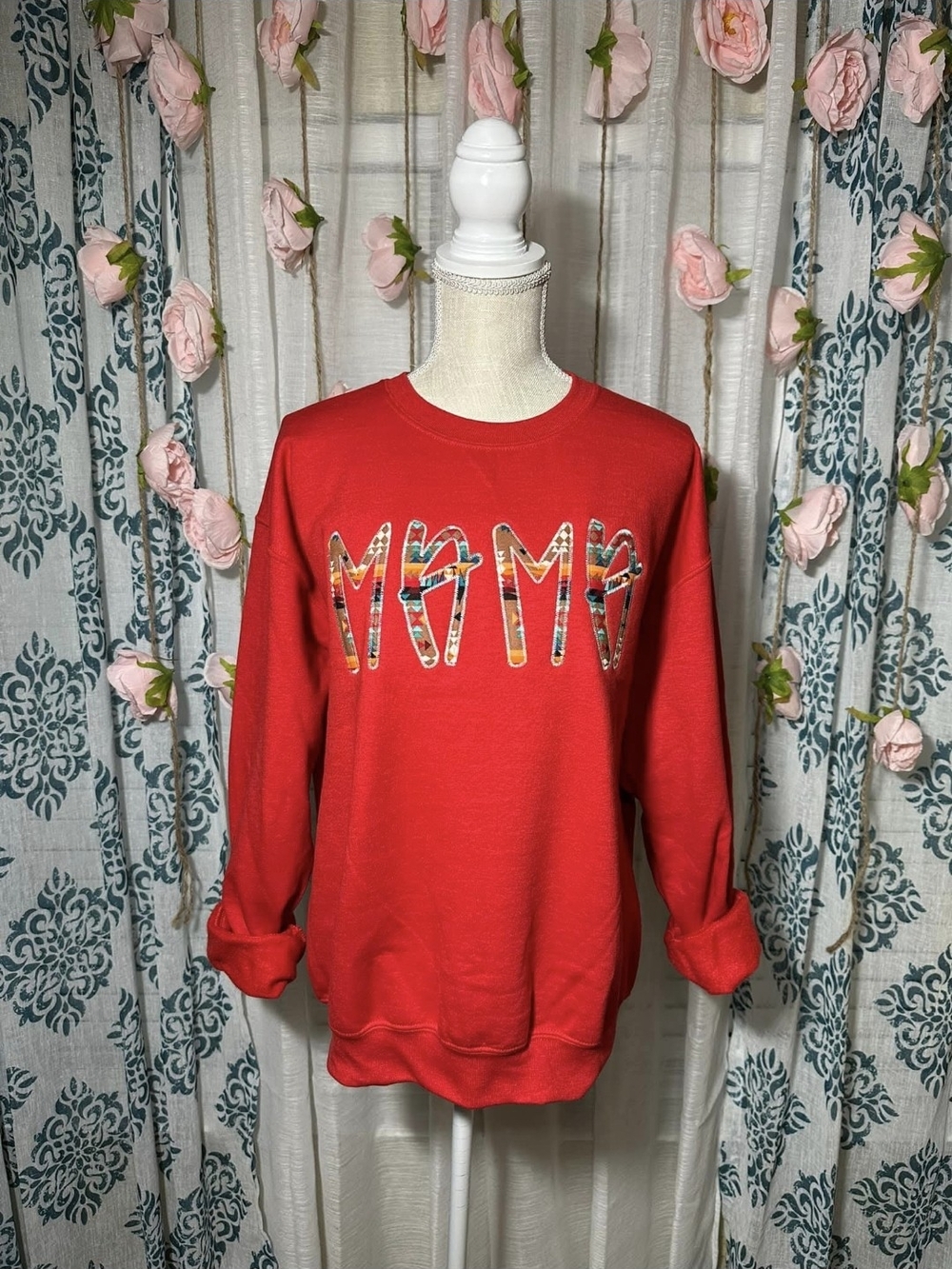 Mama Embroidered Sweatshirt
